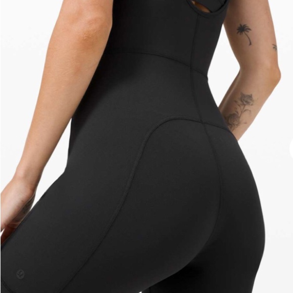 Lululemon Sweat Intention Onesie Sz 8 - Picture 3 of 8